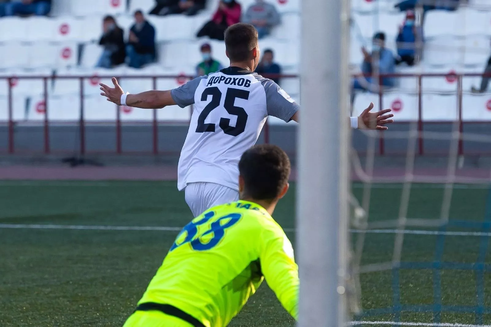 Форвард "Челябинска" Егор Дорохов перешёл в московское "Торпедо"