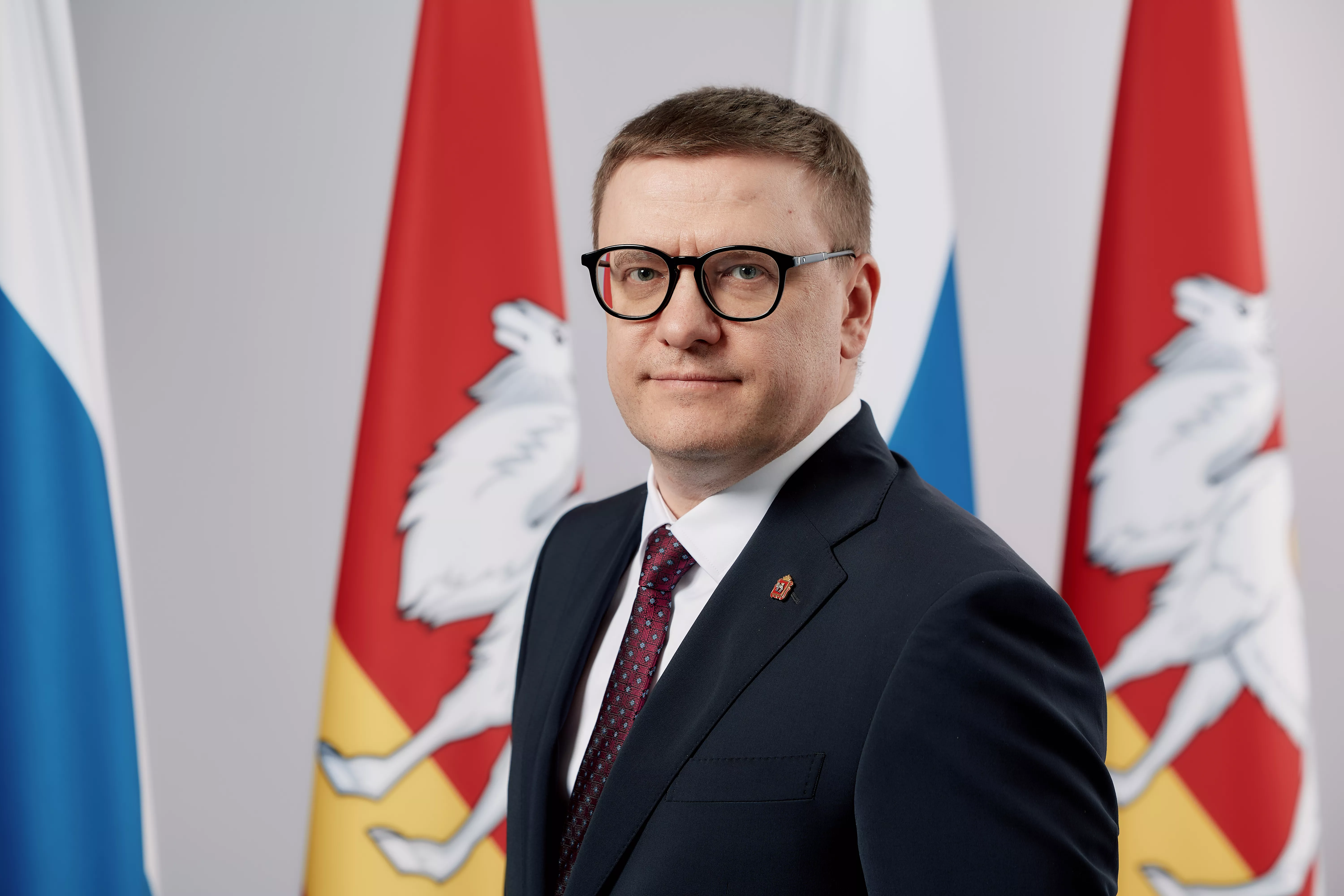 Губернатор Челябинской области Алексей Текслер поздравил южноуральцев с Днем среднего профессионального образования