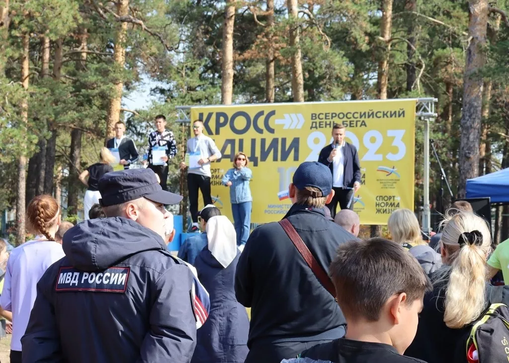 Сотрудники полиции обеспечили охрану порядка во время «Кросса нации» 