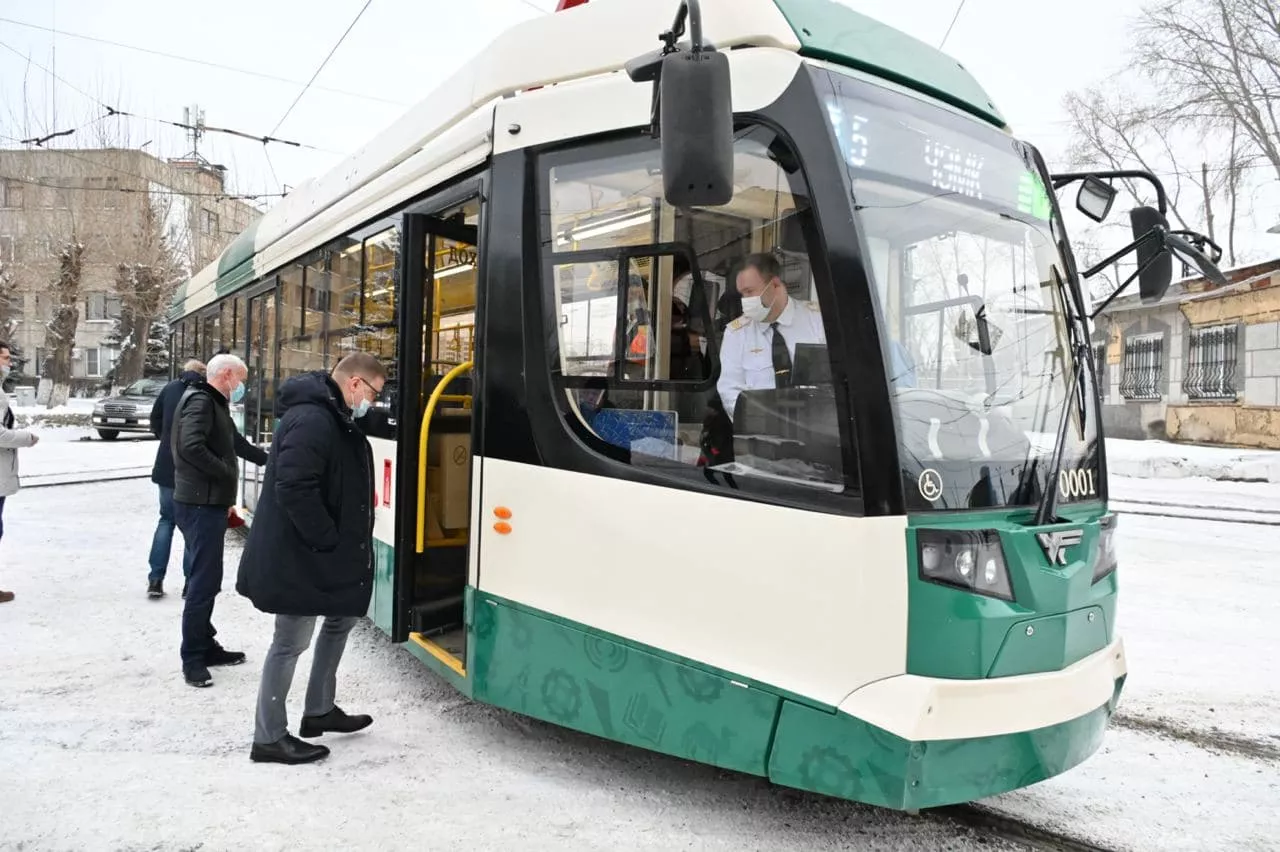 Алексей Текслер провел совещание по развитию электротранспорта в Челябинске