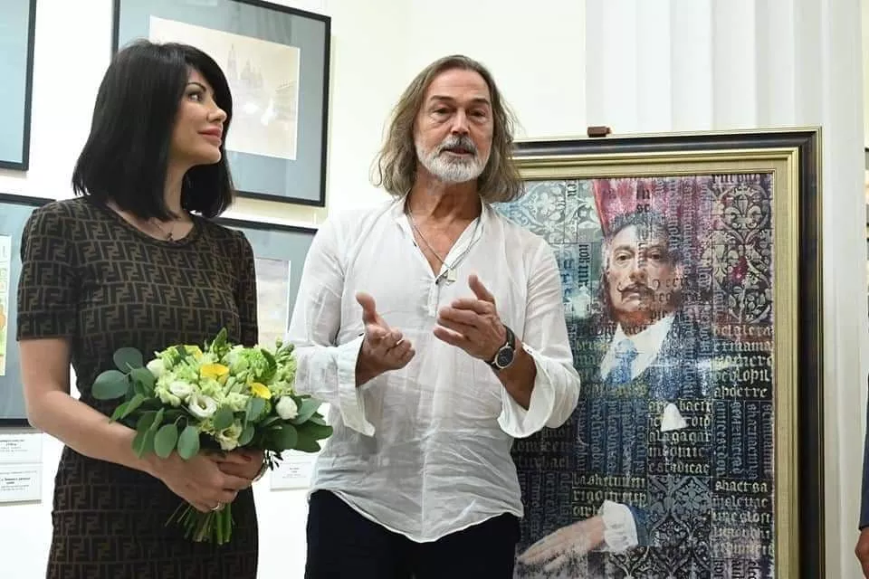 Никас Сафронов подарил картину челябинскому музею в присутствии Ирины Текслер