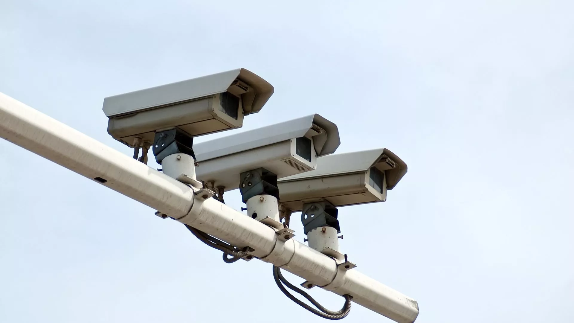 Алексей Текслер поручил увеличить количество камер видеофиксации на аварийных участках дорог