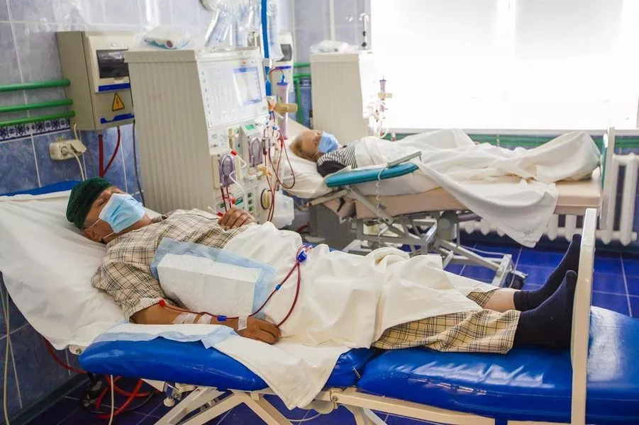 Школьники в Челябинской области сшили 150 пижам для одиноких больных