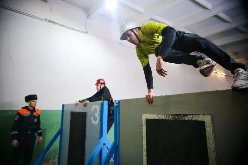 Копейские спасатели продемонстрировали свое мастерство