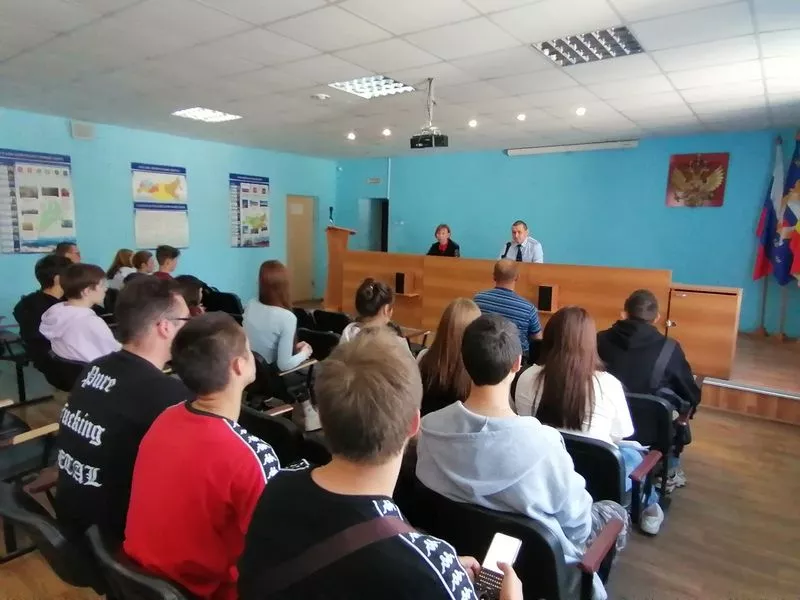 В ОМВД Копейска прошел учебно-методический сбор членов добровольных народных дружин