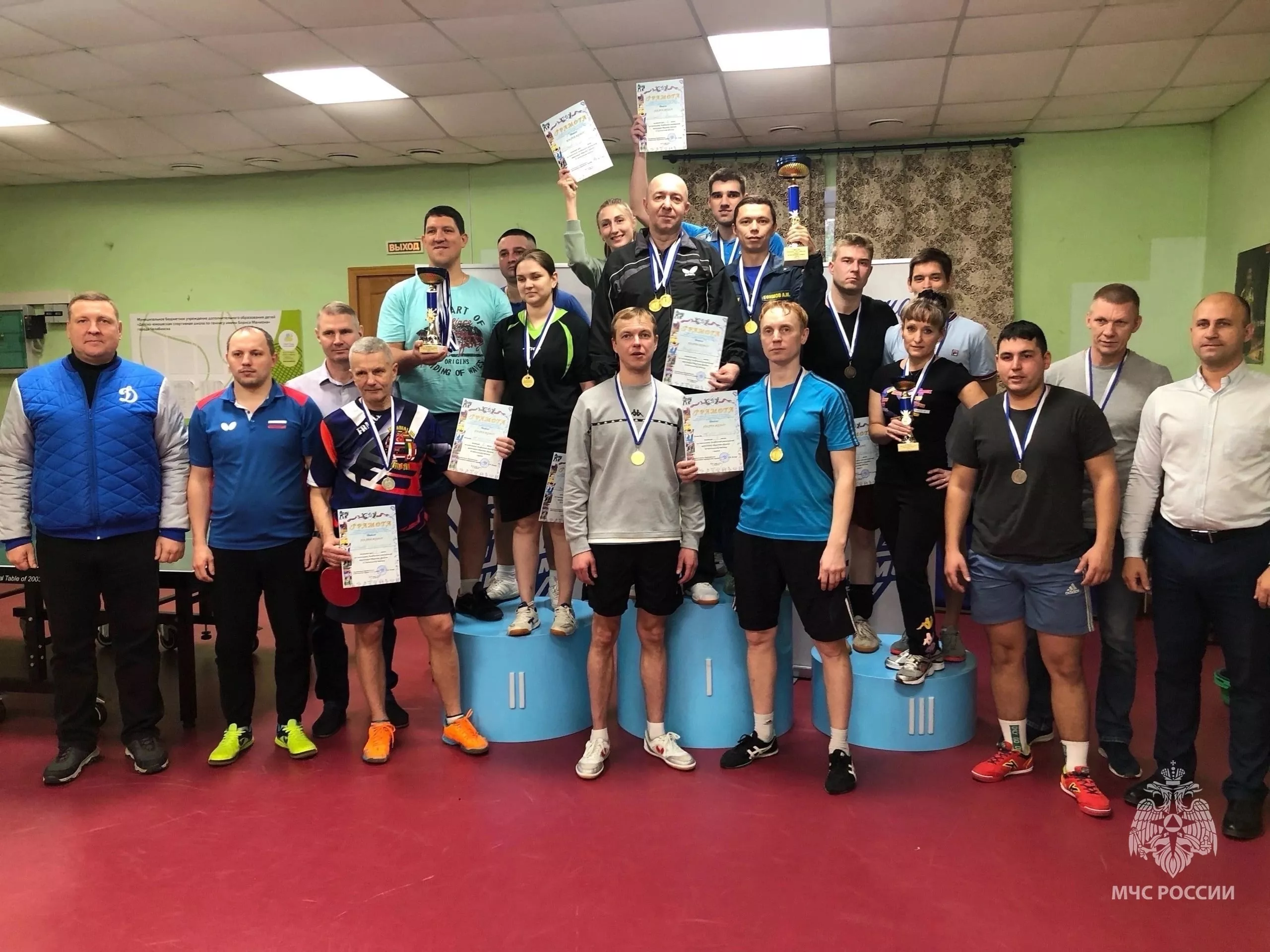 Копейские активисты провели акцию "Засветись с нами!"