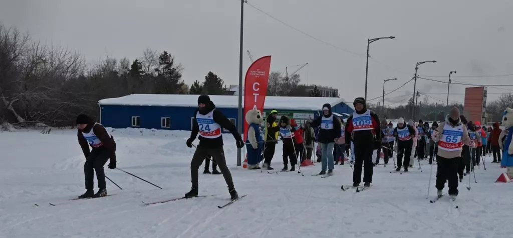 Копейские педагоги встали на лыжи