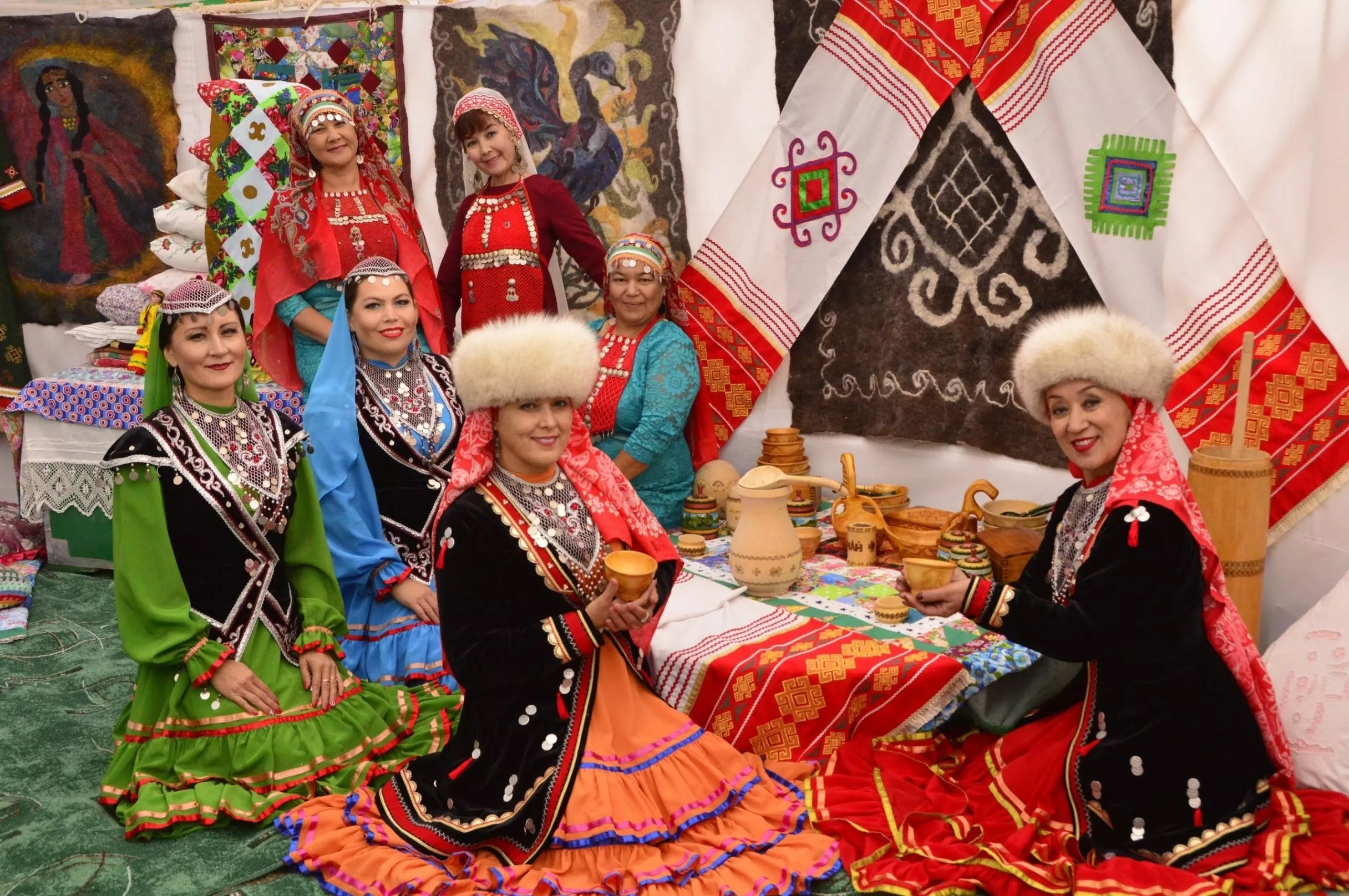 Головной убор и украшения башкирских женщин