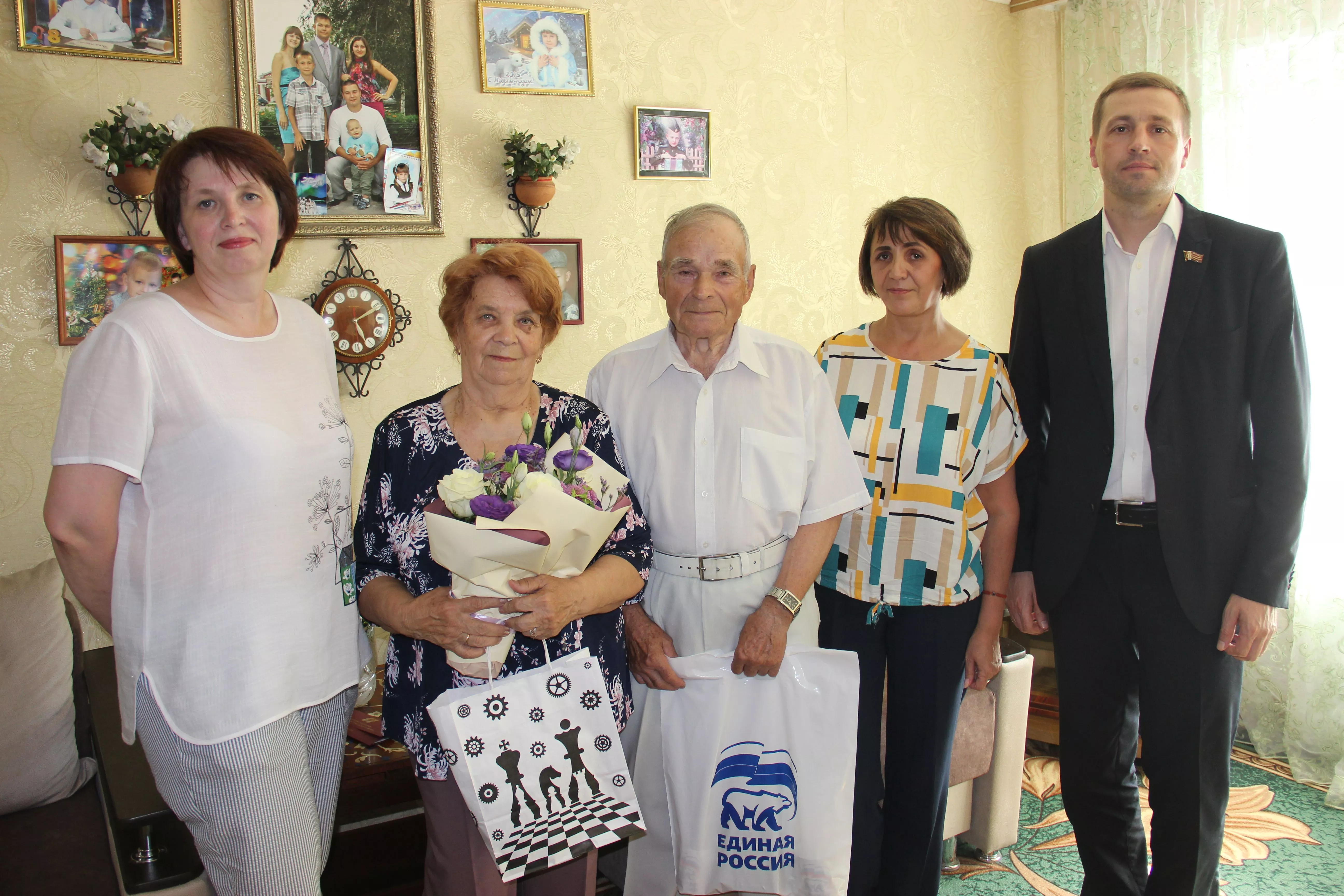 Любовь и верность 60 лет. Копейская семья отметила бриллиантовую свадьбу