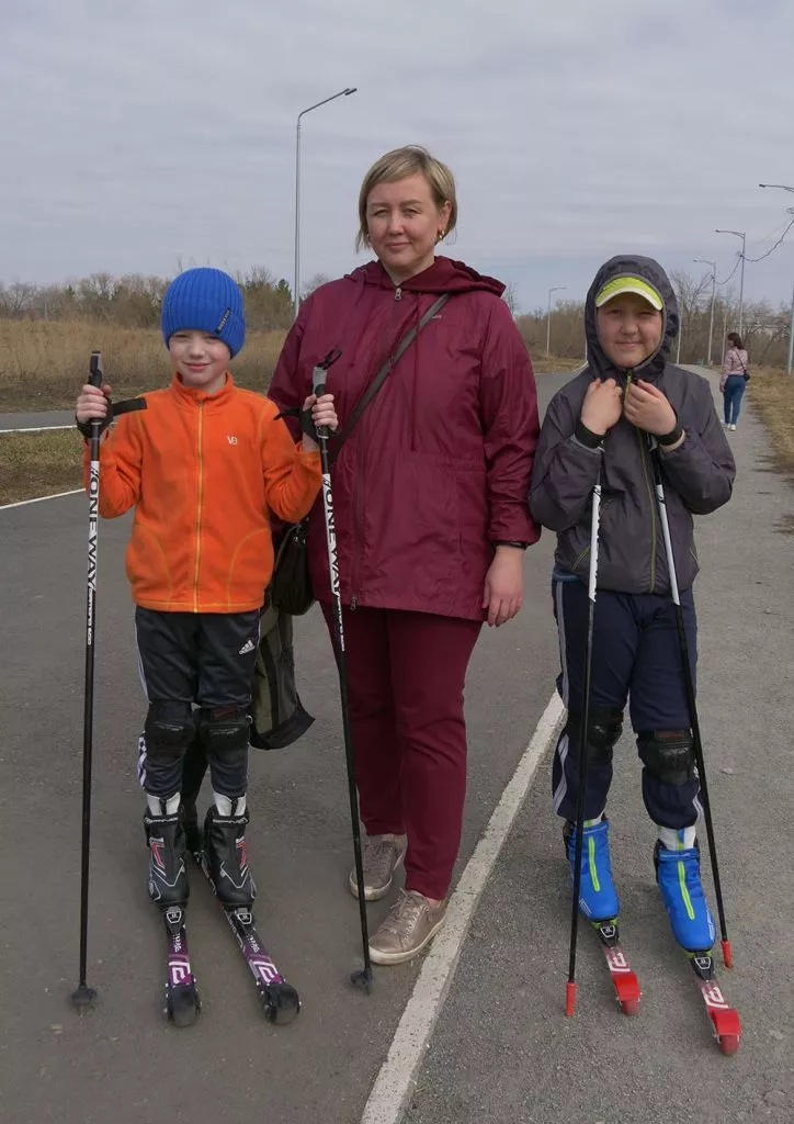 ЛЮДМИЛА ИЗОТОВА.JPG