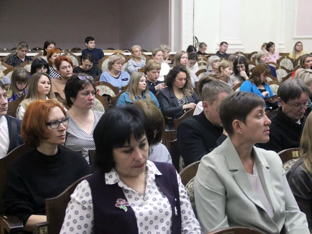 люди.jpg люди.jpg