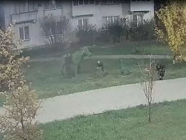  В Копейске подростки сломали арт-объект 
