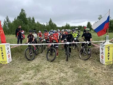 Копейские велогонщики завоевали 13 медалей на чемпионате УрФО по маунтинбайку