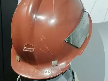 Каска шахтерская