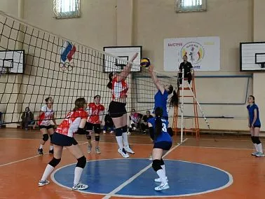 Волейболистки Копейска мечтают о финале