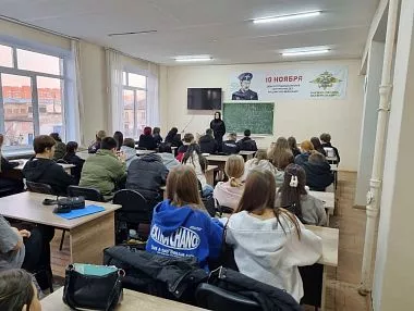 В Копейске прошла профориентационная встреча сотрудников полиции со студентами