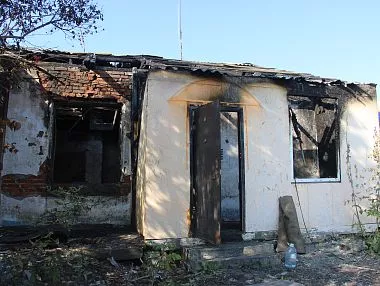 После пожара в Старокамышинске семье нужна помощь горожан
