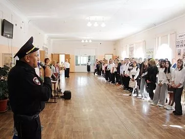 В Копейске чествуют юных помощников автоинспекторов