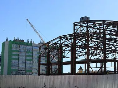 В Копейске продолжают строить долгожданный ФСК на Жданова