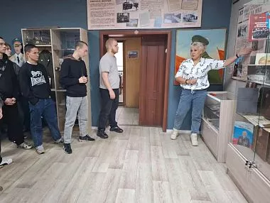 Студенты Политехнического колледжа побывали в музее копейской полиции