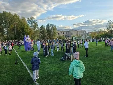 В Копейске открыли обновлённый стадион в посёлке Октябрьский
