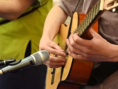 Копейские барды устроили квартирник