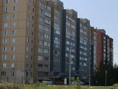 Жители Урала предпочитают современные дома, но ценят «сталинские» детали