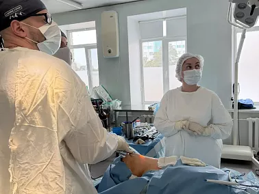 В Челябинске внедрили малотравматичные операции при раке щитовидной железы