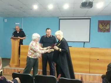 В Копейске полицейские получили золотые знаки ГТО