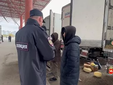 Сотрудники полиции Челябинской области провели рейд на крупном рынке