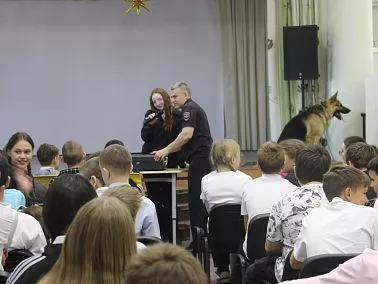 В Копейске школьники познакомились с работой полиции