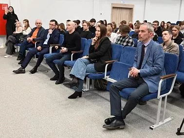 Чемпионы России провели мотивационную встречу со школьниками Копейска