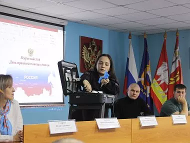 В копейской полиции провели познавательный урок для школьников