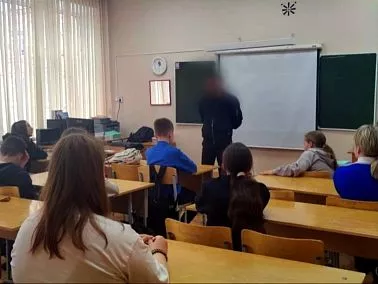  Полицейские Копейска продолжают профилактическую работу с подростками