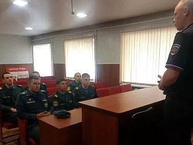 Полицейские Копейска учат горожан распознавать мошенников