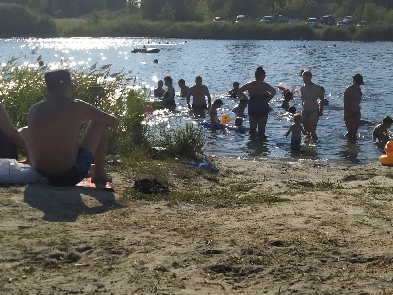 Дети продолжают плавать одни в водоемах Копейска