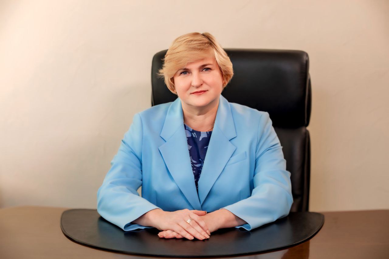 Светлана Логанова поздравила с юбилеем редакцию газеты «Копейский рабочий»