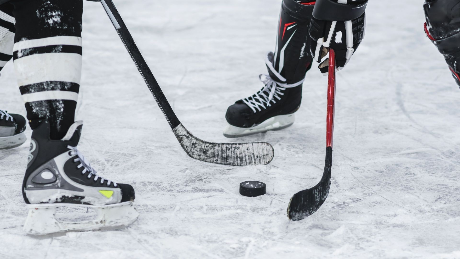 В Копейске стартует чемпионат города по хоккею с шайбой