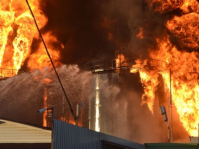 Нефтепродукты сгорели в Челябинске