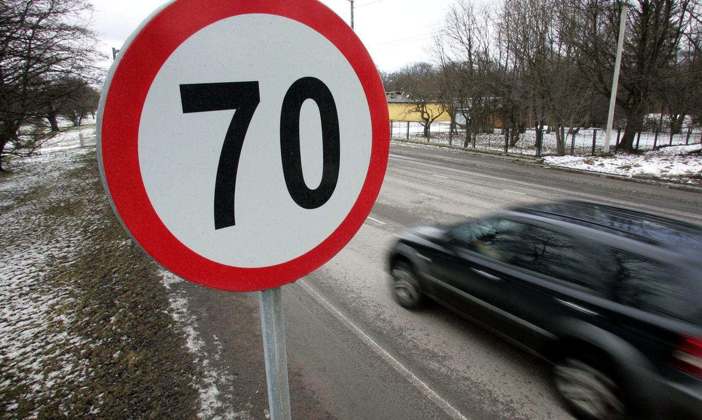 Ездить будем медленнее? Правительство готовит изменения в закон о снижении порога превышения скорости