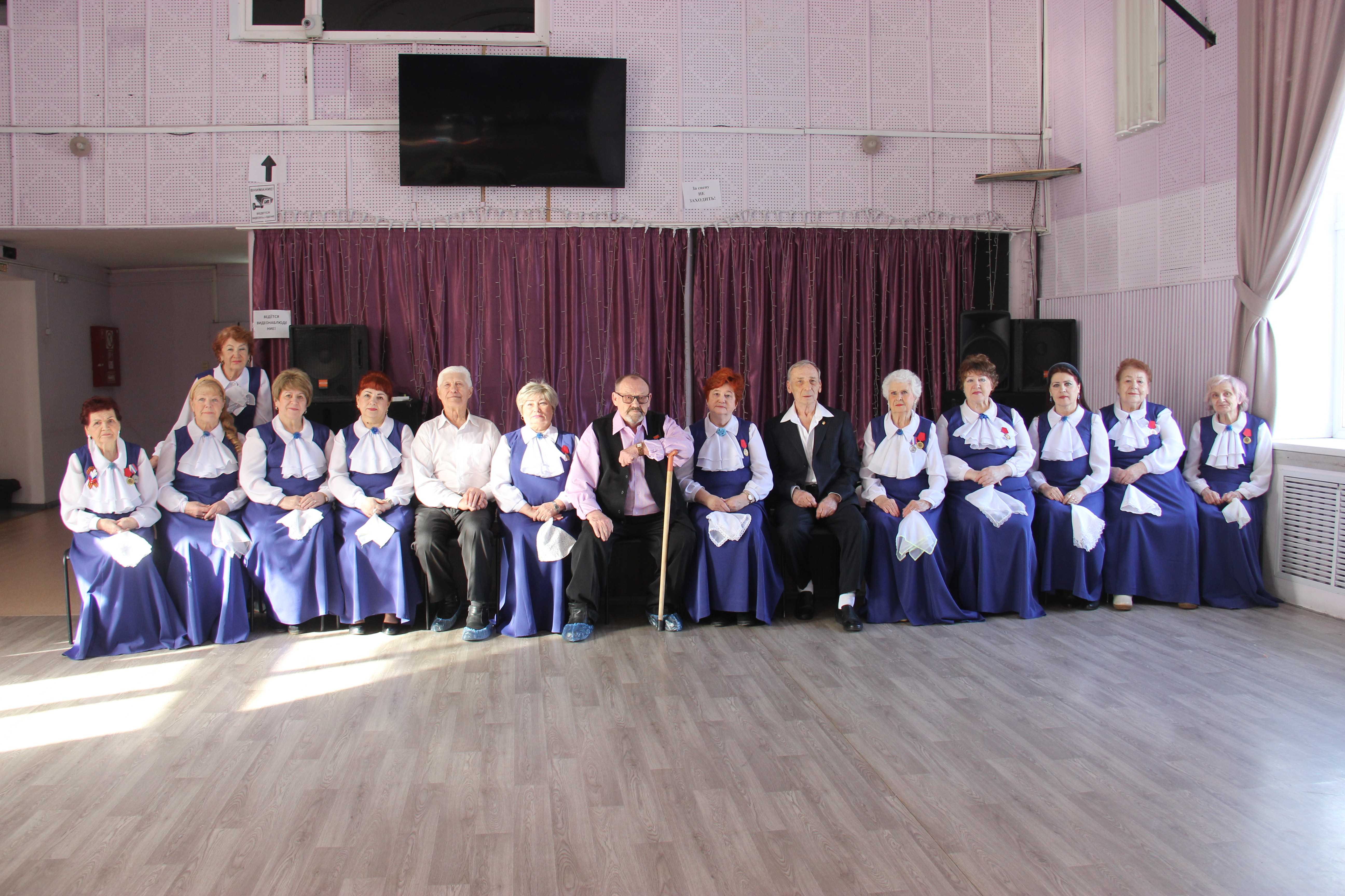 «Родные напевы» из Копейска споют в передаче Андрея Малахова