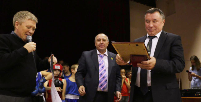 За помощь спортсменам Андрею Яцуну вручили медаль «от Президента РФ»