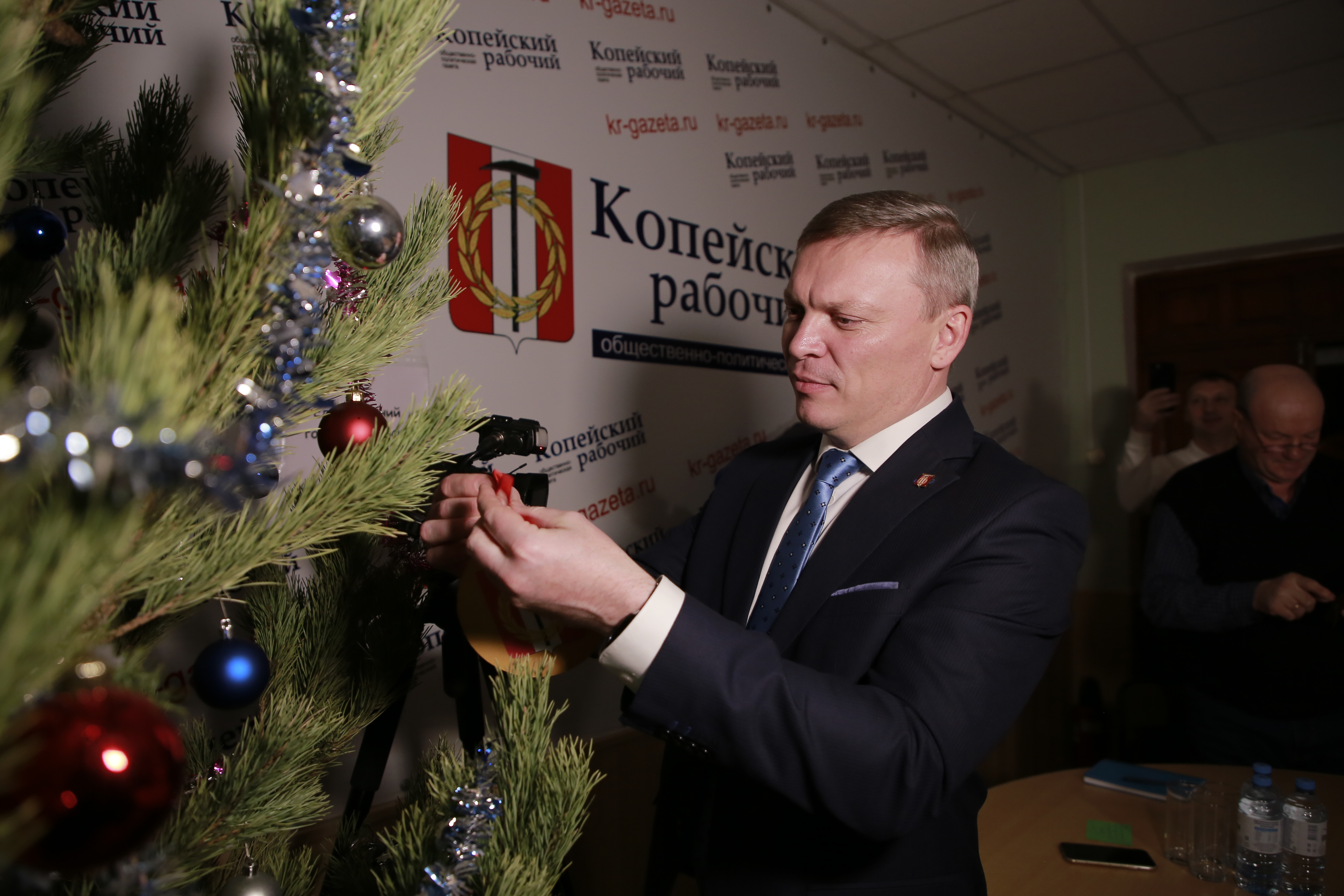 Глава города Андрей Фалейчик поздравил копейчан с праздником Рождества Христова