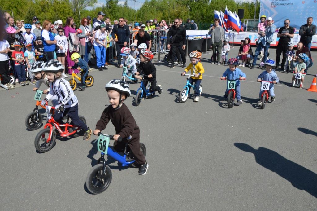 День велосипедиста отметили в Копейске