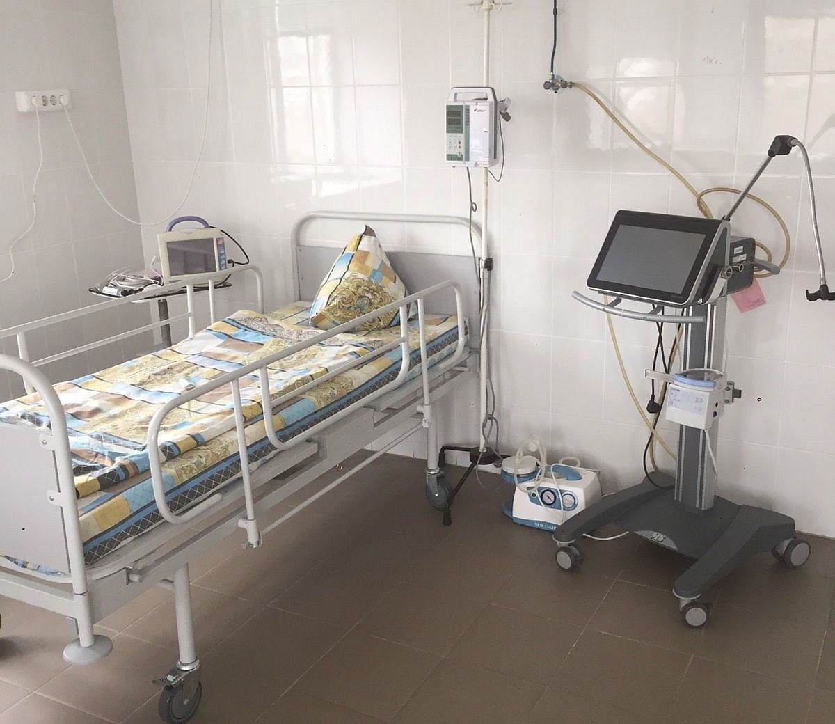 Проверку работы ковидного госпиталя в Каслях проводит минздрав Челябинской области