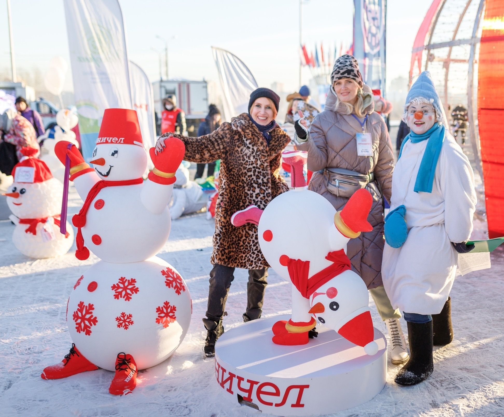 «Снеговики-добряки» порадуют детей с тяжёлыми заболеваниями подарками к Новому году