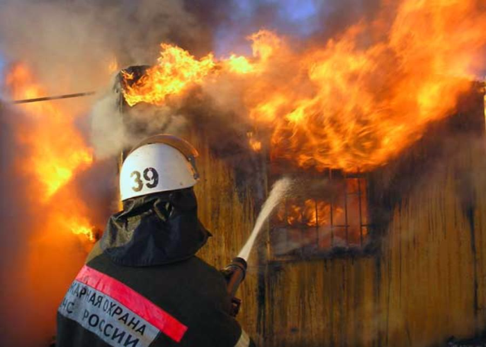 Жертвы алкоголя и огня. В Челябинской области мужчина и женщина погибли в пожаре