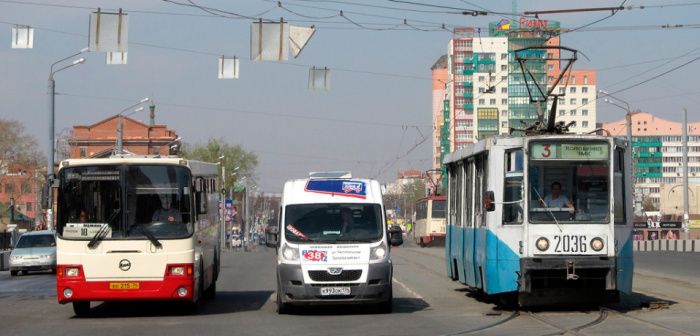 В Челябинске общественный транспорт могут отдать муниципалитету