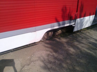 Трамвай сошел с рельсов в Челябинске