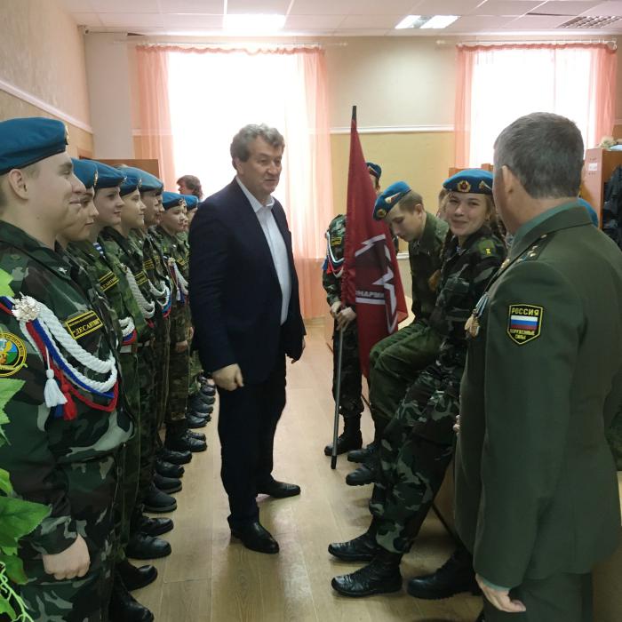 Анатолий Литовченко поздравил южноуральцев с Днем Героев Отечества